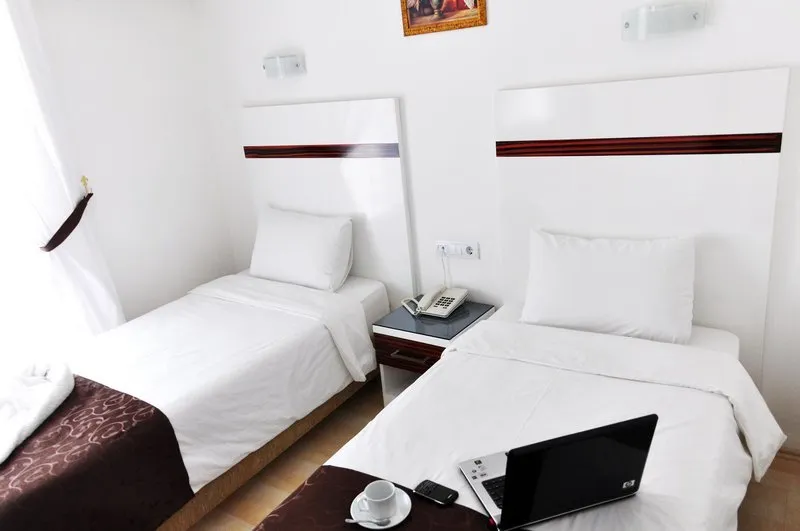 Moderna dvoposteljna soba v hotelu Atalla