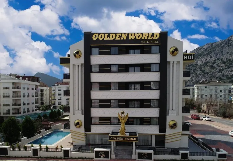 Zunanjost hotela Golden World Suite podnevi