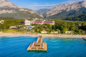 FashionTV Luxe Resort