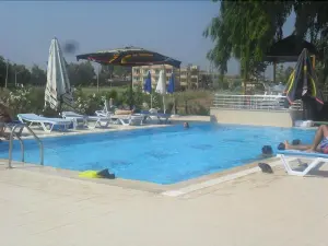 Önder Yildiz Hotel